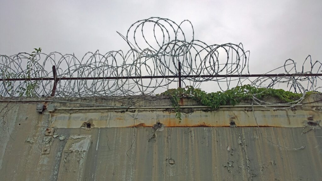 razor-wire-1762079_1280